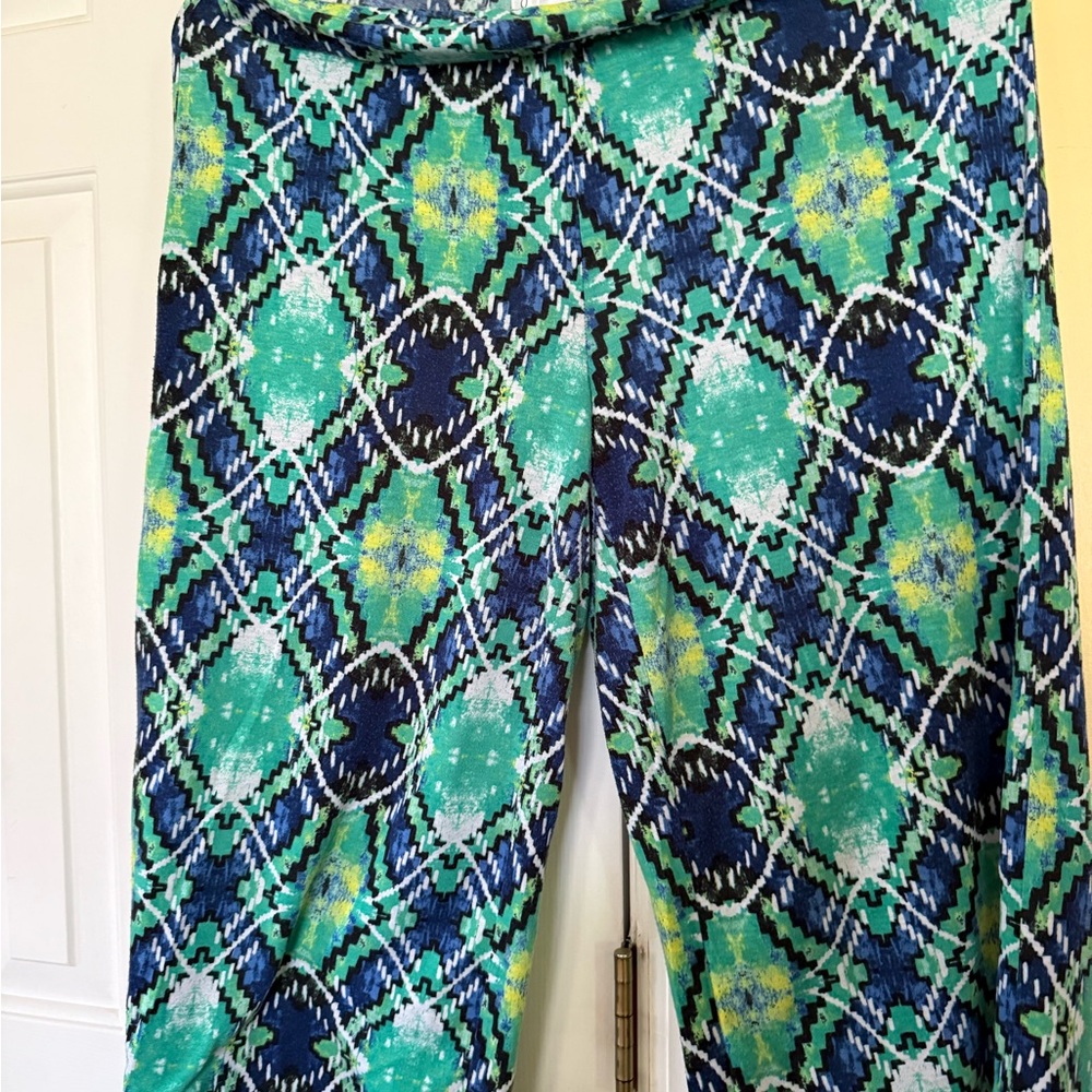 Vibrant‎ Pattern Pants - Picture 3 of 9